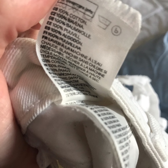 H&M Shorts - Picture 3 of 4